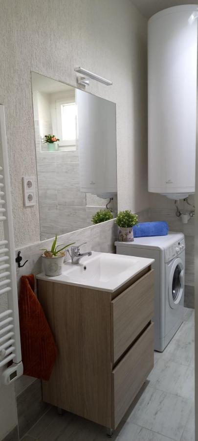 A Bringas Apartman 블로톤퓌레드 외부 사진