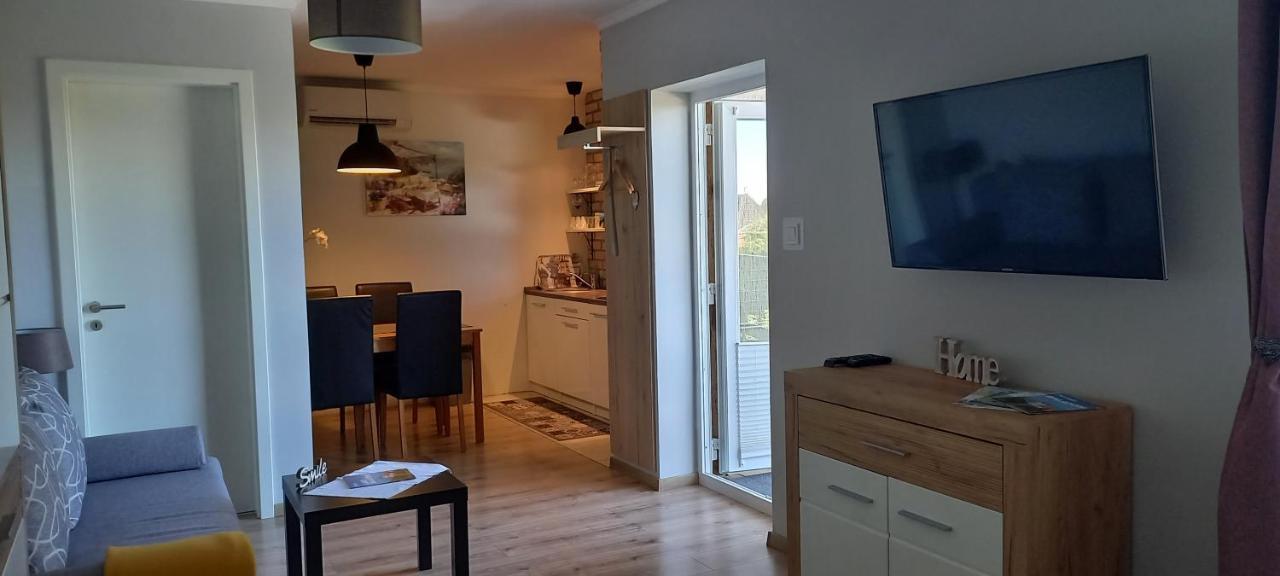 A Bringas Apartman 블로톤퓌레드 외부 사진